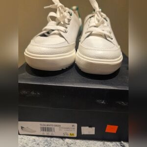 Naturalizer Kids White and Green Tilda Lace-Up Sneakers